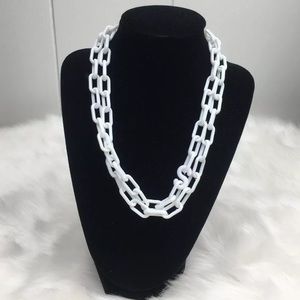 Vintage 80s White Plastic Chain Link Necklace